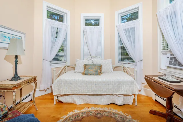 $1,800,000 | 430 High Street, Hampton, NH 03842