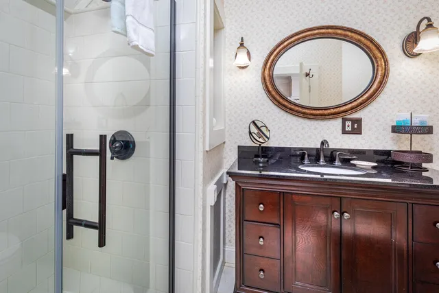 $1,800,000 | 430 High Street, Hampton, NH 03842