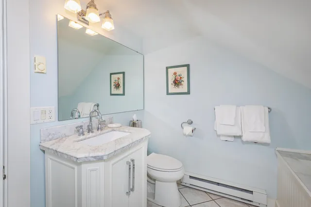 $1,800,000 | 430 High Street, Hampton, NH 03842