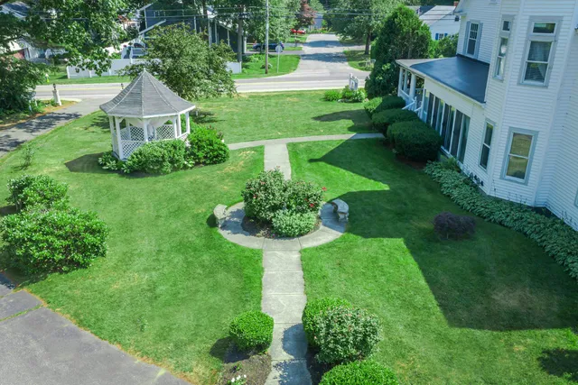 $1,800,000 | 430 High Street, Hampton, NH 03842