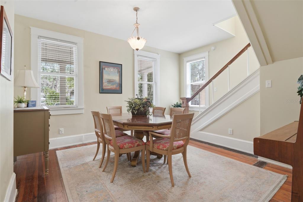 318 Colonial Court DeLand, FL 32720 - Photo 8 of 41