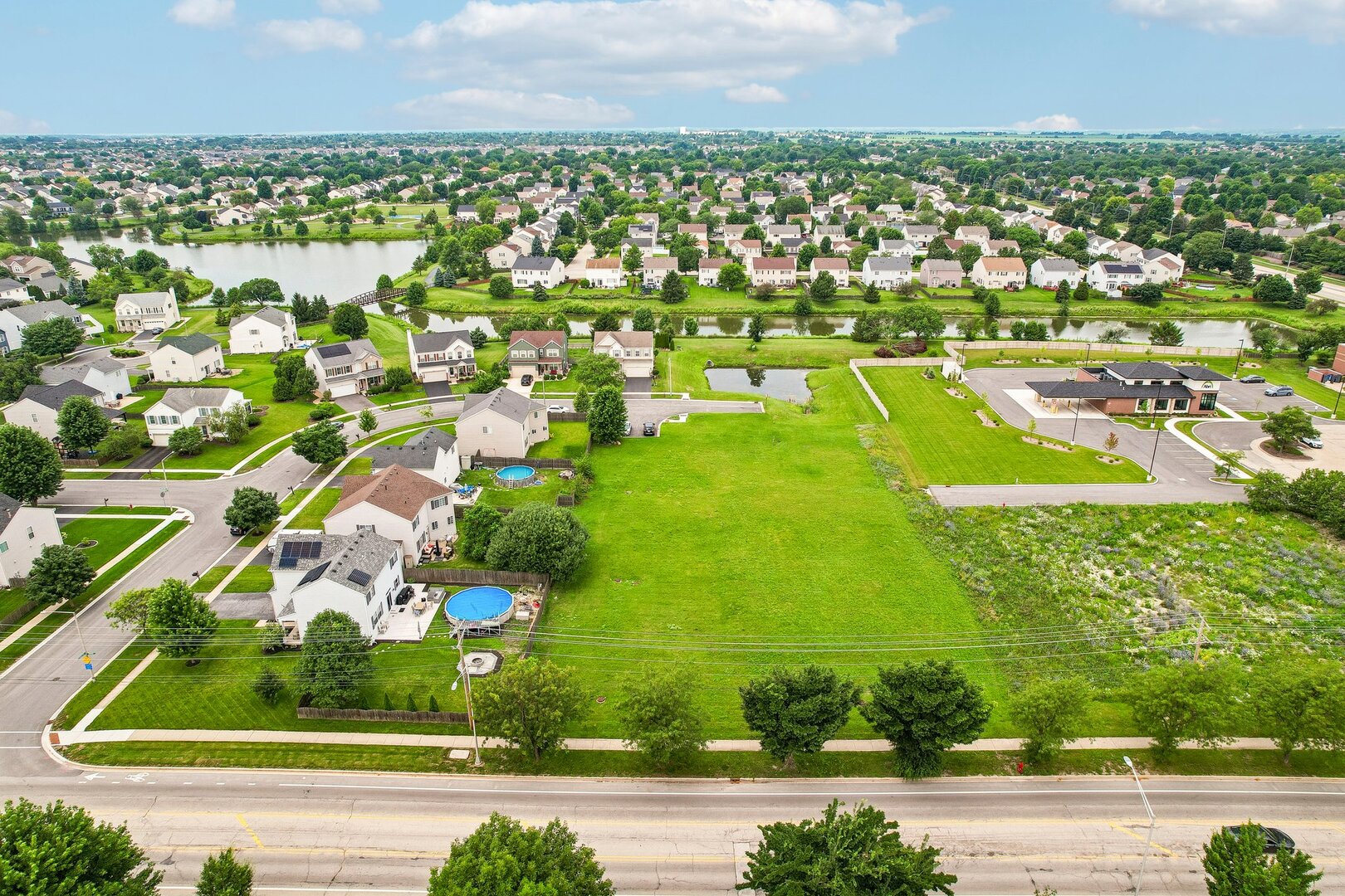 2301 South Drauden Road Plainfield, IL 60586 - Photo 8 of 12