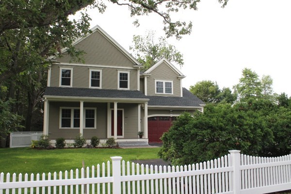 264 Lincoln Street Lexington, MA 02421 - Photo 2 of 26 Gallery Image 2
