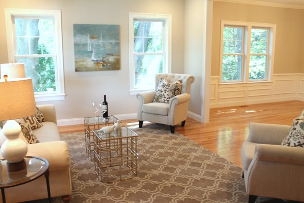 264 Lincoln Street Lexington, MA 02421 - Photo 3 of 26 Gallery Image 3