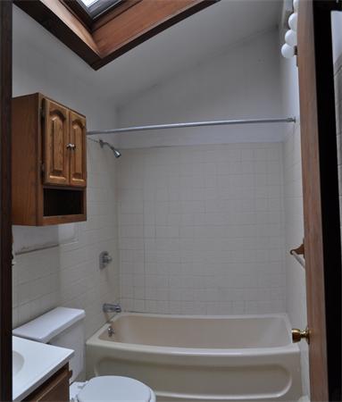 62 Wapping Road Deerfield, MA 01342 - Photo 9 of 28 Gallery Image 9