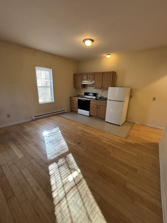 357 Main Street, Unit 4 Hyannis, MA 02601 - Photo 3 of 9