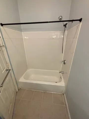 $1,900 | 357 Main Street, Unit 4, Hyannis, MA 02601