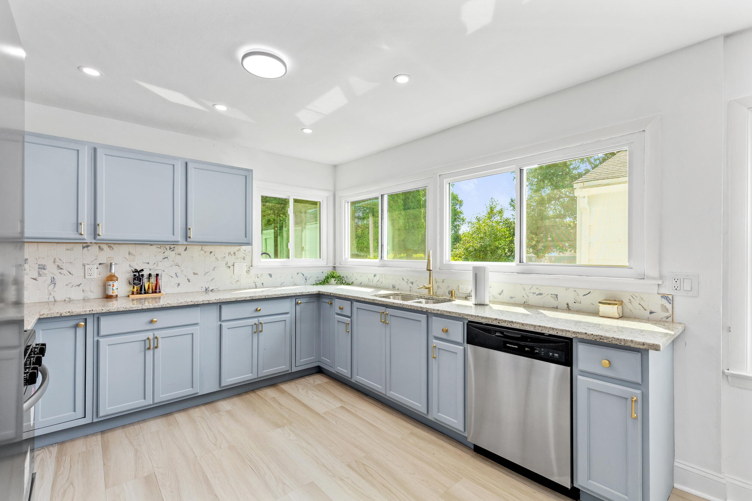 550 North Riverside Drive Saukville, WI 53080 - Photo 5 of 35 Huge kitchen
