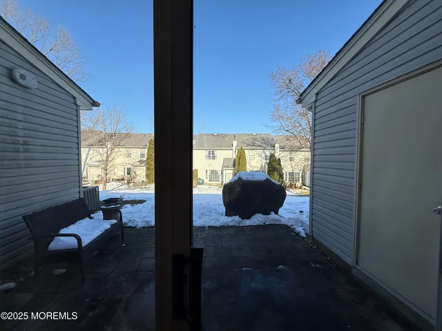 $3,200 | 52 Aberdare Court, Unit 4, Freehold, NJ 07728