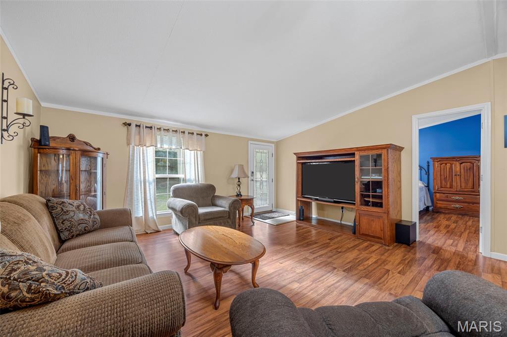 290 Chapman Farm Road Winfield, MO 63389 - Photo 17 of 39