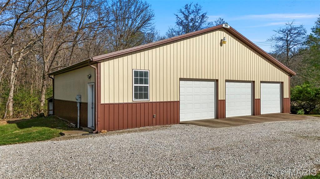 290 Chapman Farm Road Winfield, MO 63389 - Photo 3 of 39