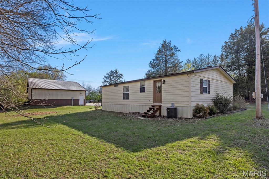 290 Chapman Farm Road Winfield, MO 63389 - Photo 10 of 39