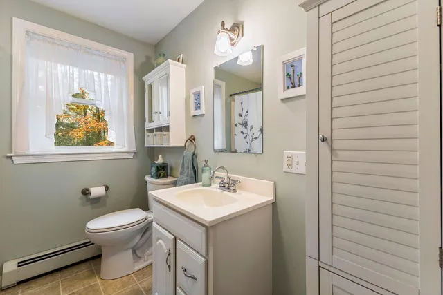 $679,000 | 166 Pine Point Road, Scarborough, ME 04074