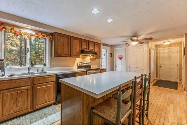 $679,000 | 166 Pine Point Road, Scarborough, ME 04074