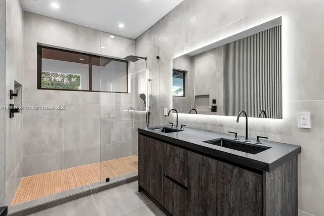 a view of a house with a swimming pool