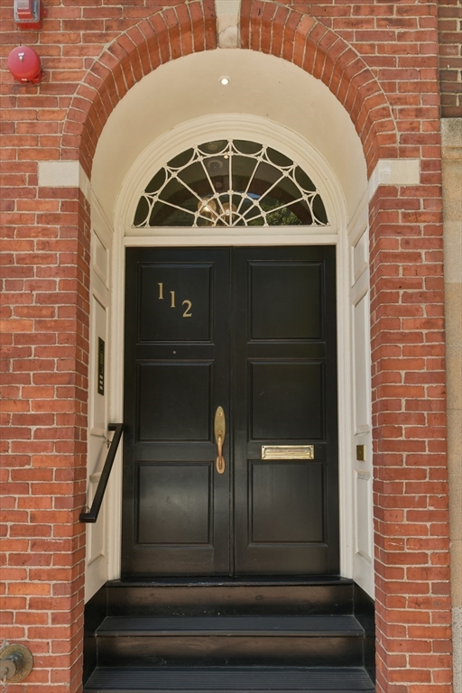 112 Charles Street, Unit 2 Boston, MA 02114 - Photo 17 of 17