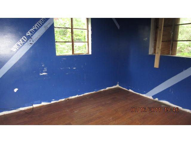 911 Valley Road Waverly, OH 45690 - Photo 4 of 8