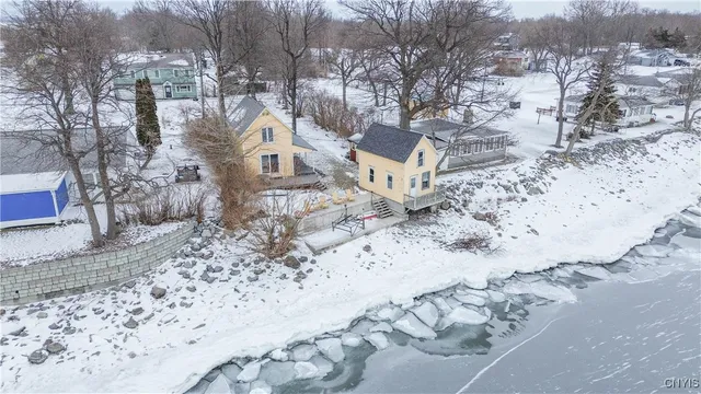 $339,900 | 25335 Indian Point Road, Lyme, NY 13622
