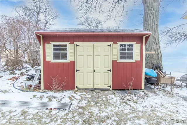 $339,900 | 25335 Indian Point Road, Lyme, NY 13622