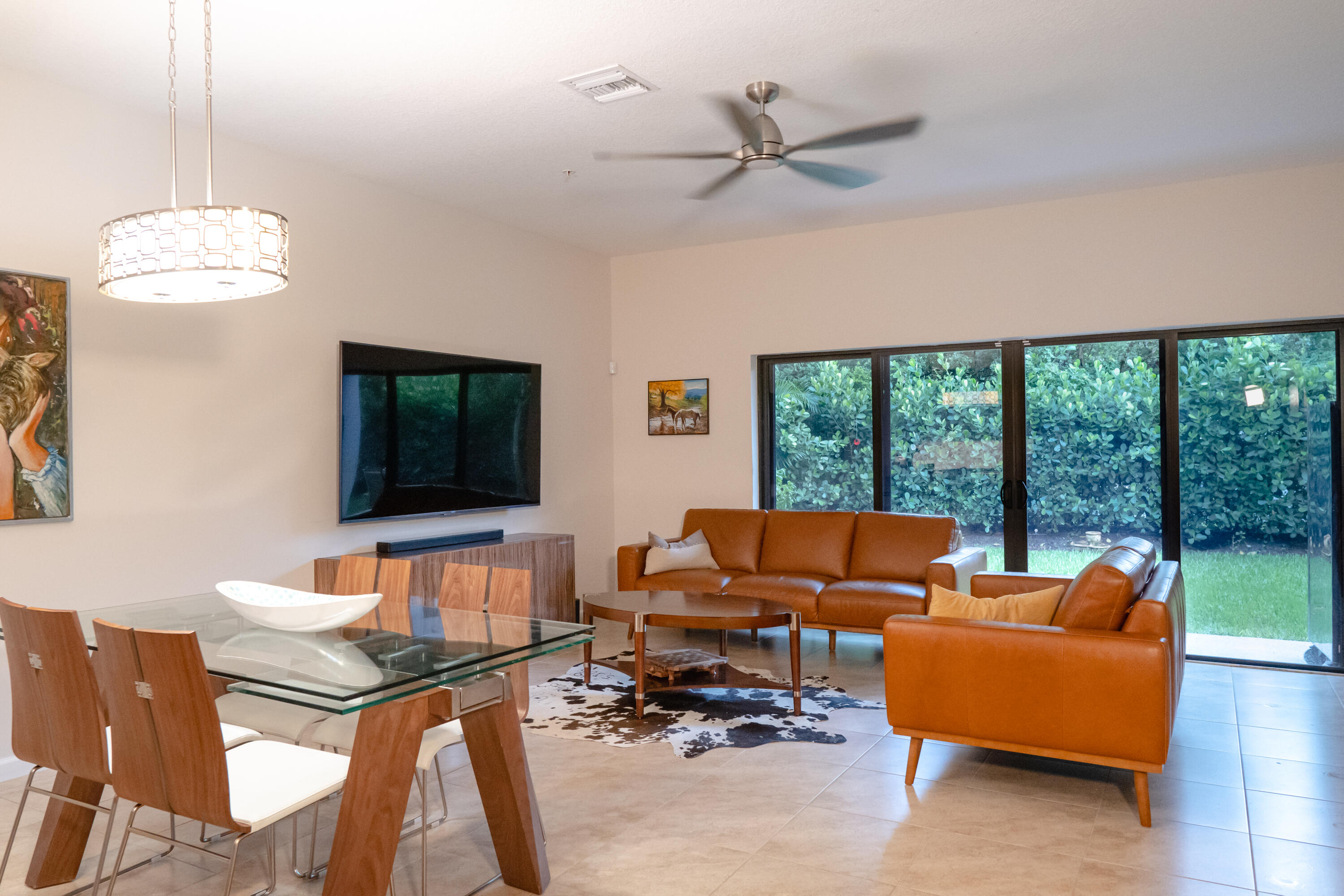 4472 Leo Lane Palm Beach Gardens, FL 33410 - Photo 4 of 35 DSC07536