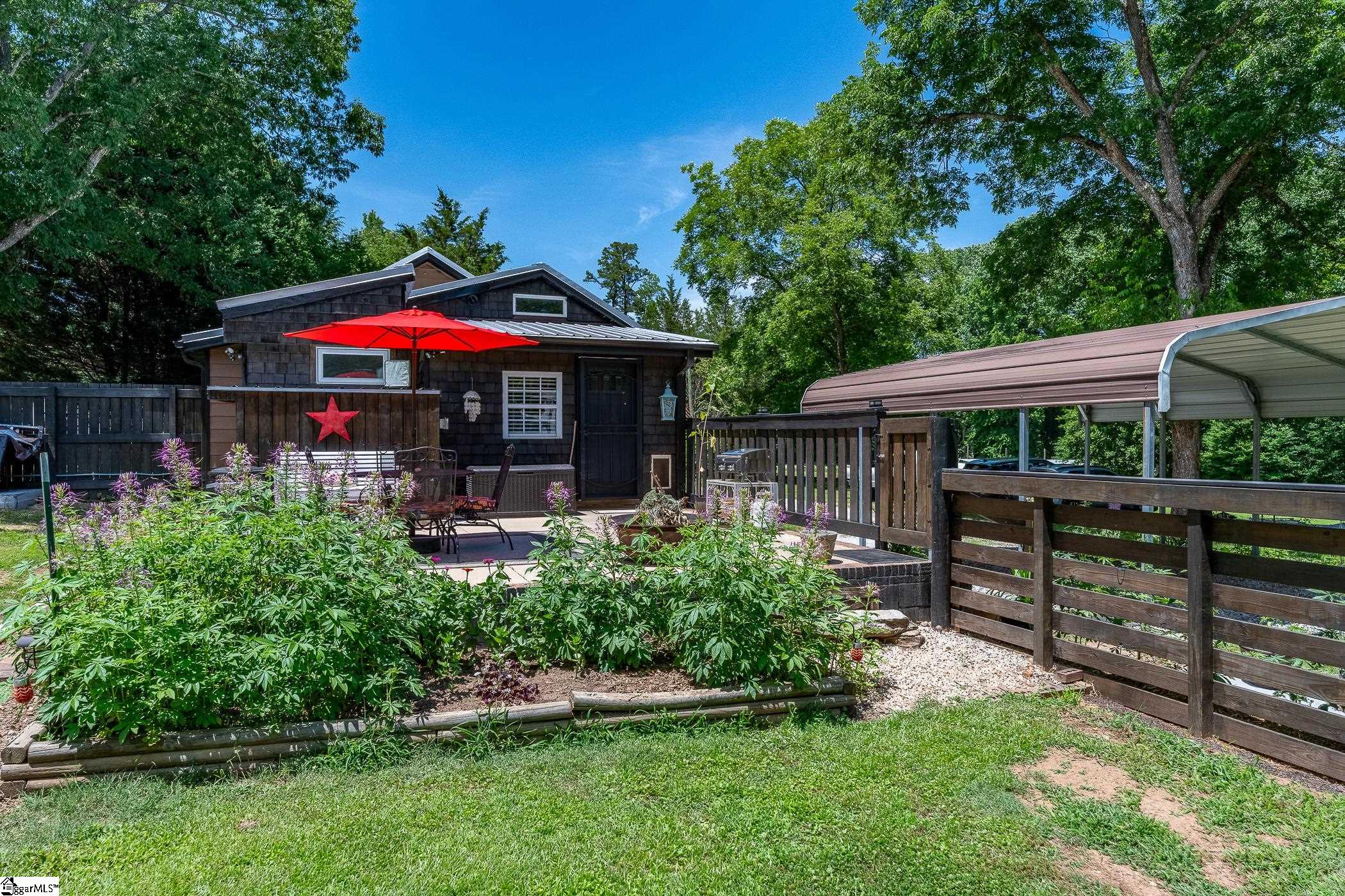 2261 Fews Chapel Road Greer, SC 29651 - Photo 9 of 42