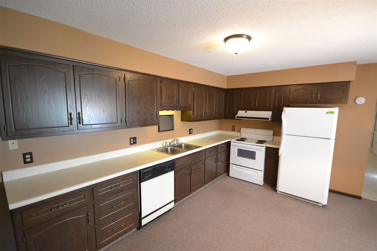 5816 Oak Fall Road Fort Wayne, IN 46845 - Photo 5 of 17