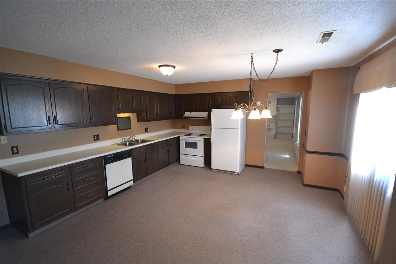 5816 Oak Fall Road Fort Wayne, IN 46845 - Photo 6 of 17