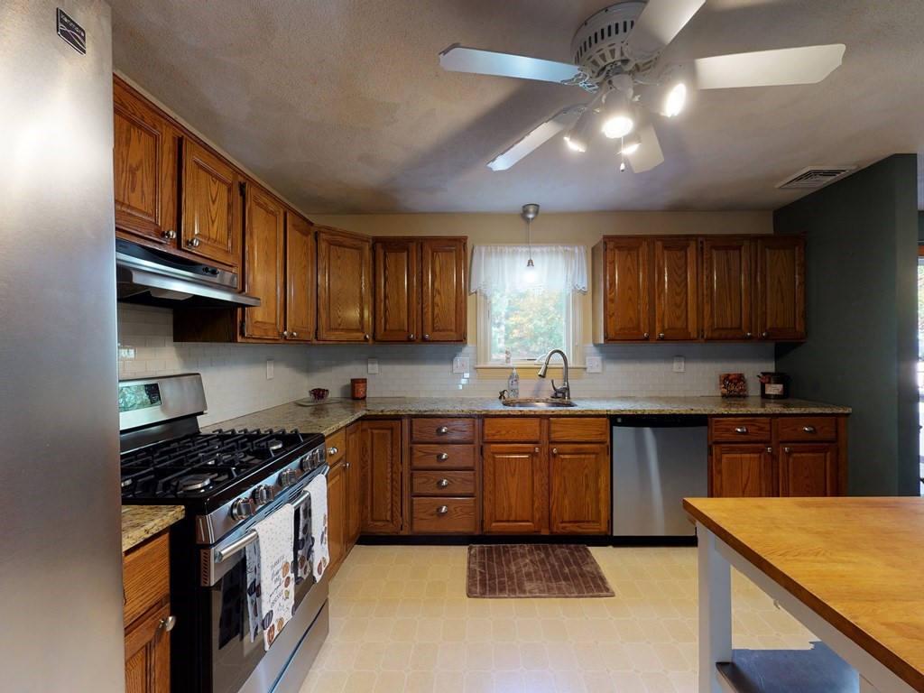 162 Great Road Maynard, MA 01754 - Photo 11 of 39 Gallery Image 11