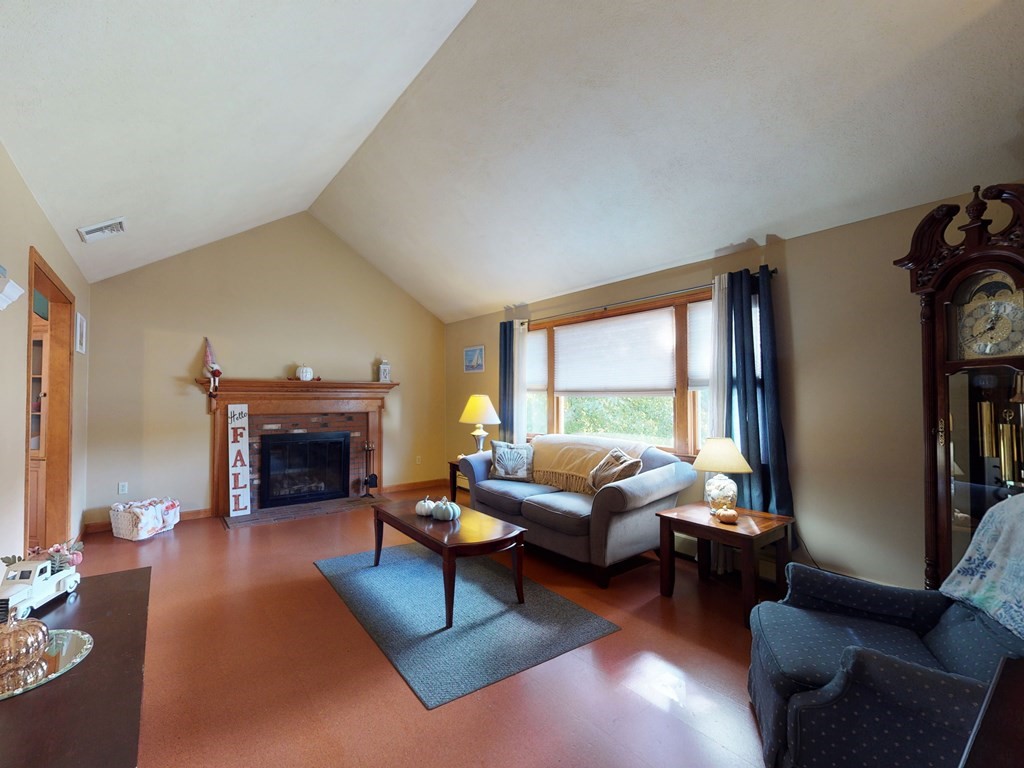 162 Great Road Maynard, MA 01754 - Photo 3 of 39 Gallery Image 3