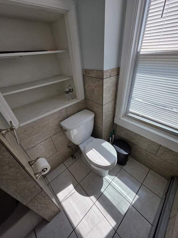 196 Rodman Street, Unit 2 Fall River, MA 02721 - Photo 12 of 16