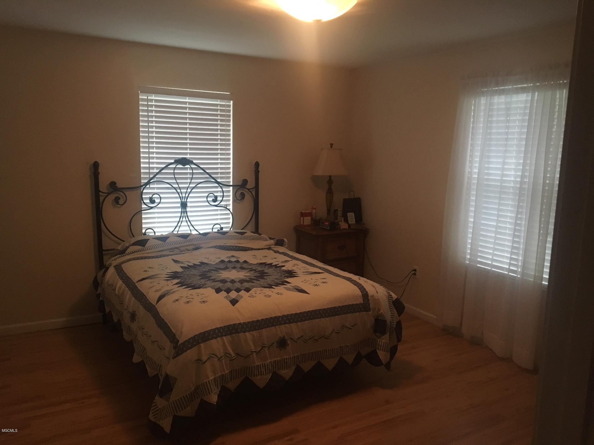 16216 Quave Road Biloxi, MS 39532 - Photo 11 of 15 IMG_2596