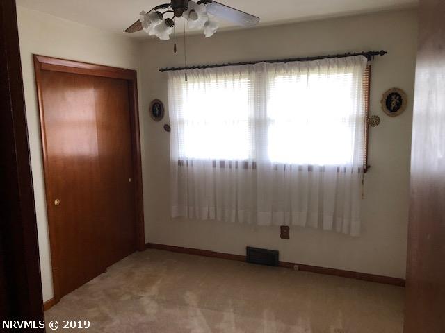 1712 East Gate Road Pulaski, VA 24301 - Photo 7 of 13 Gallery Image 7