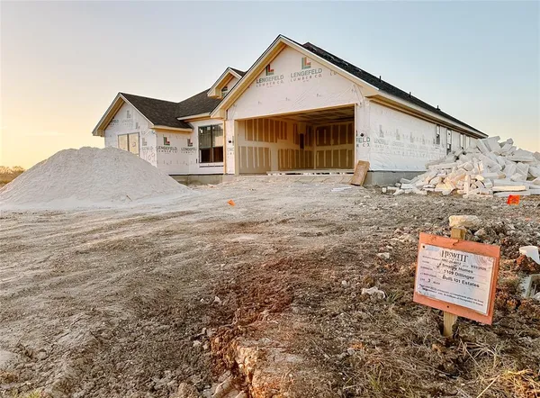 $444,752 | 1109 Dillinger Road, Hewitt, TX 76643