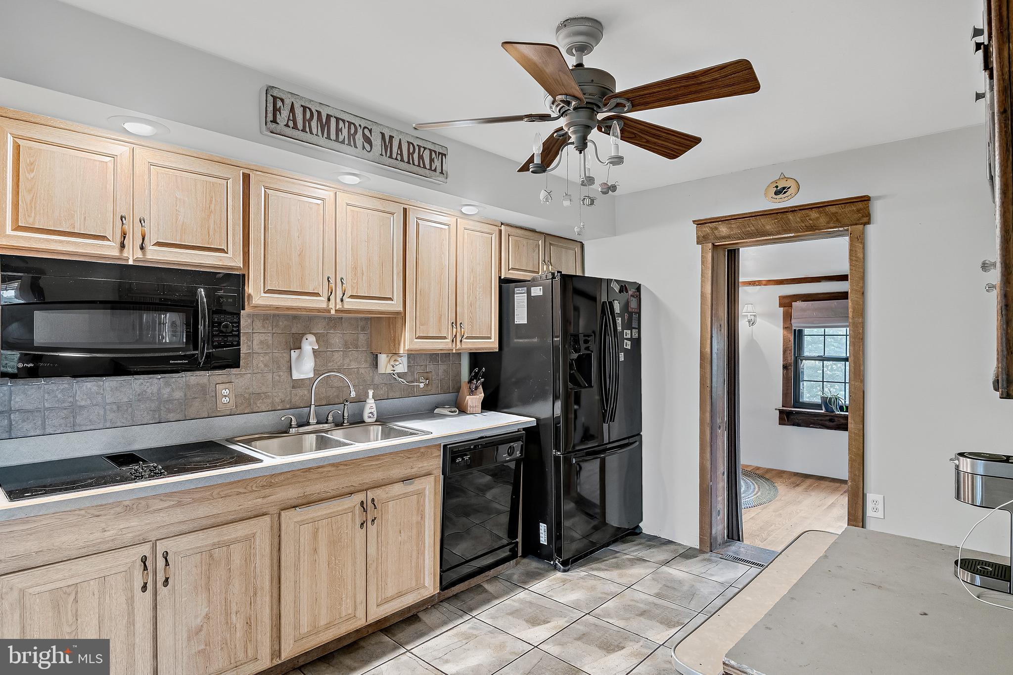 205 Whisler Road Etters, PA 17319 - Photo 8 of 28 Gallery Image 8