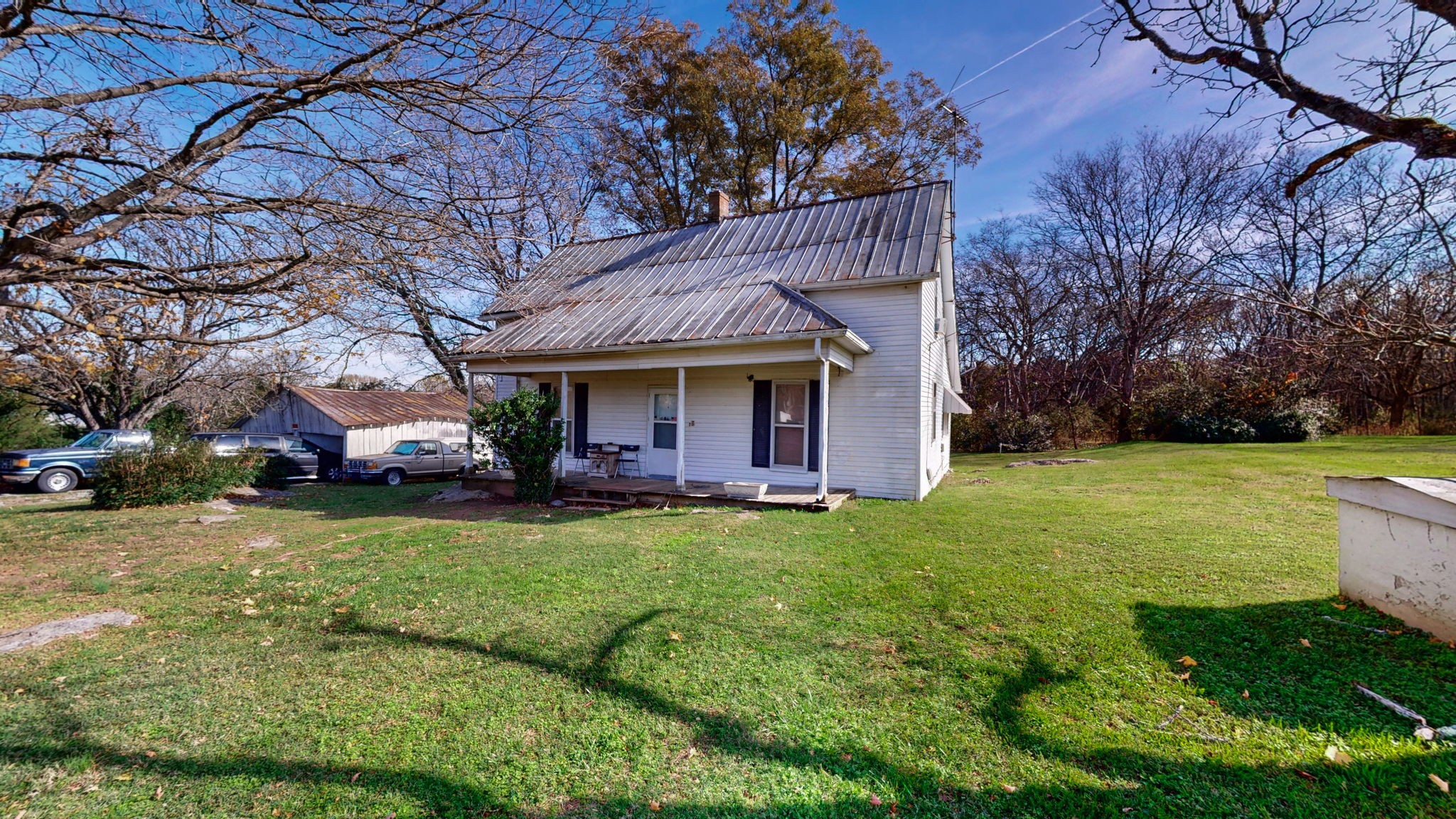 7477 Almaville Road Murfreesboro, TN 37128 - Photo 5 of 29 a front view of house with yard and green space