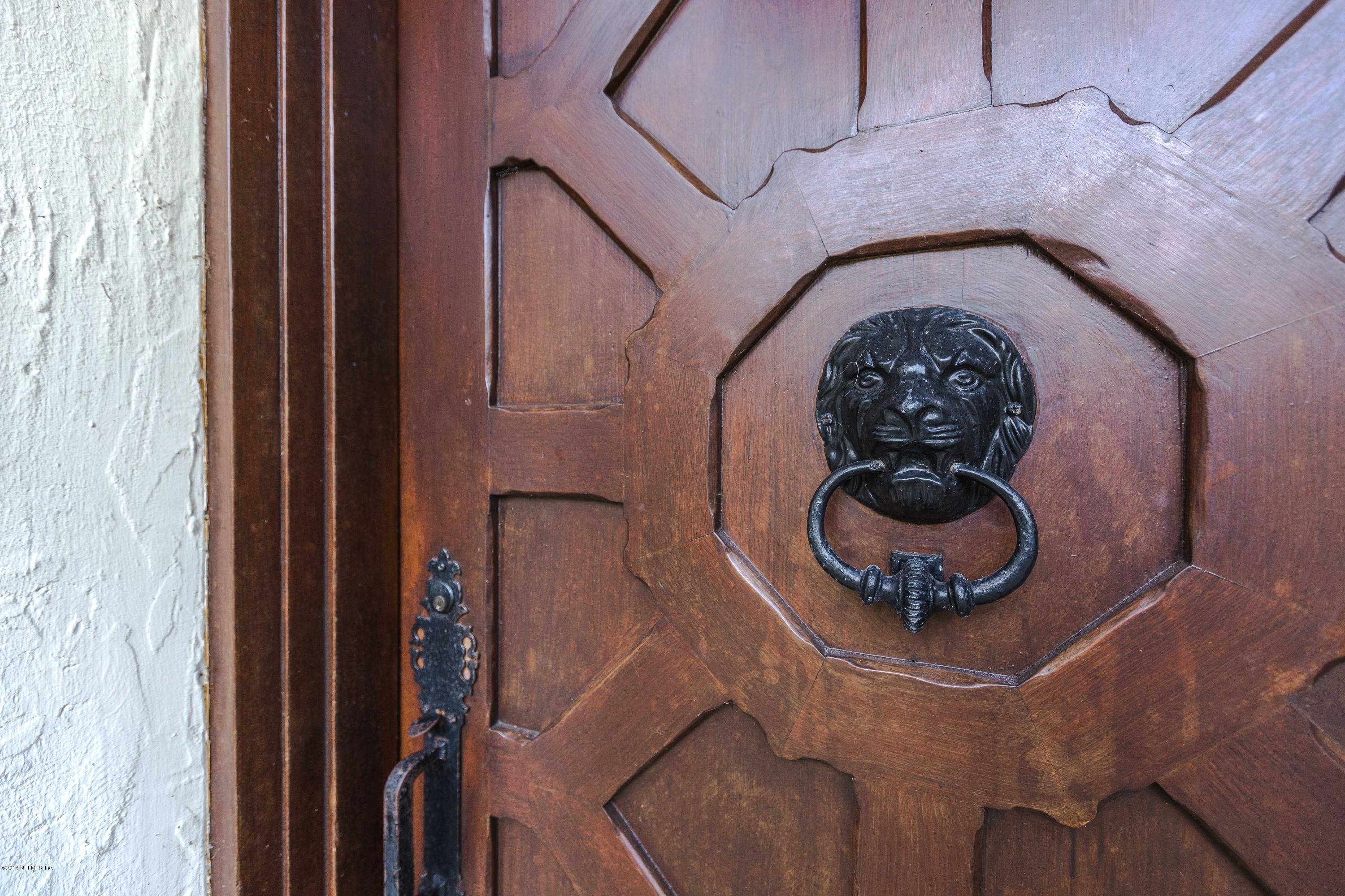 2252 River Road Jacksonville, FL 32207 - Photo 18 of 127 Front Door
