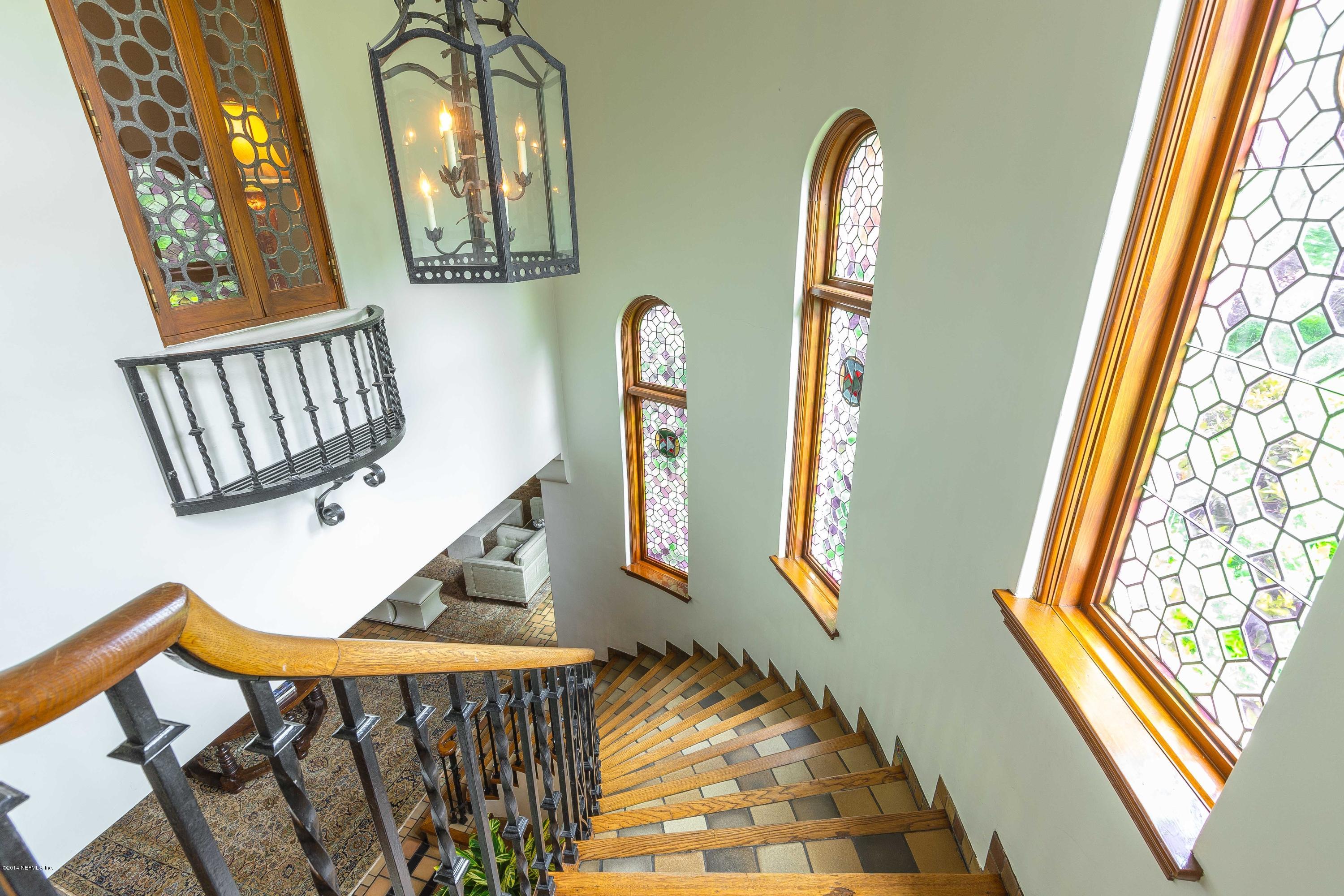 2252 River Road Jacksonville, FL 32207 - Photo 39 of 127 Staircase with stained glass windows