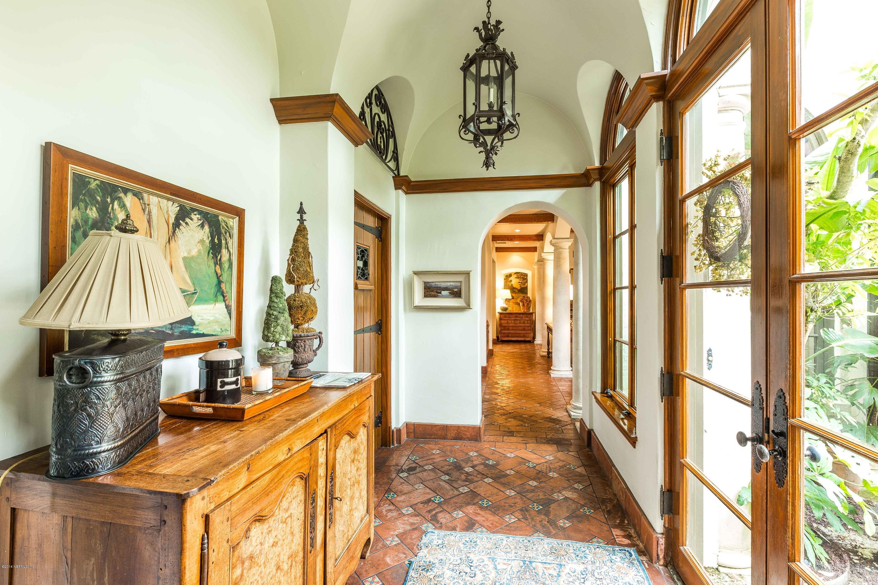 2252 River Road Jacksonville, FL 32207 - Photo 67 of 127 Hallway