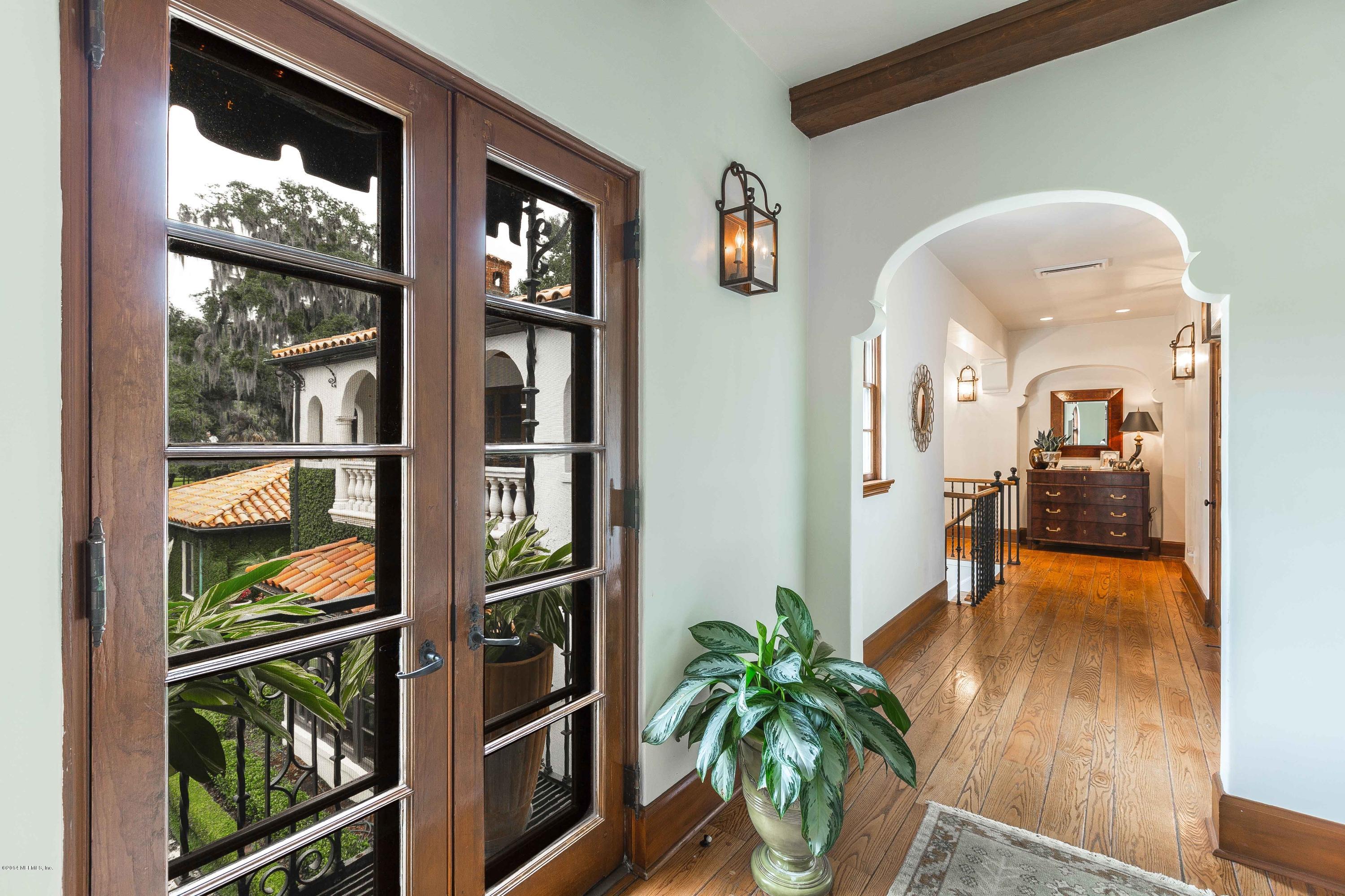 2252 River Road Jacksonville, FL 32207 - Photo 79 of 127 2nd floor Hallway