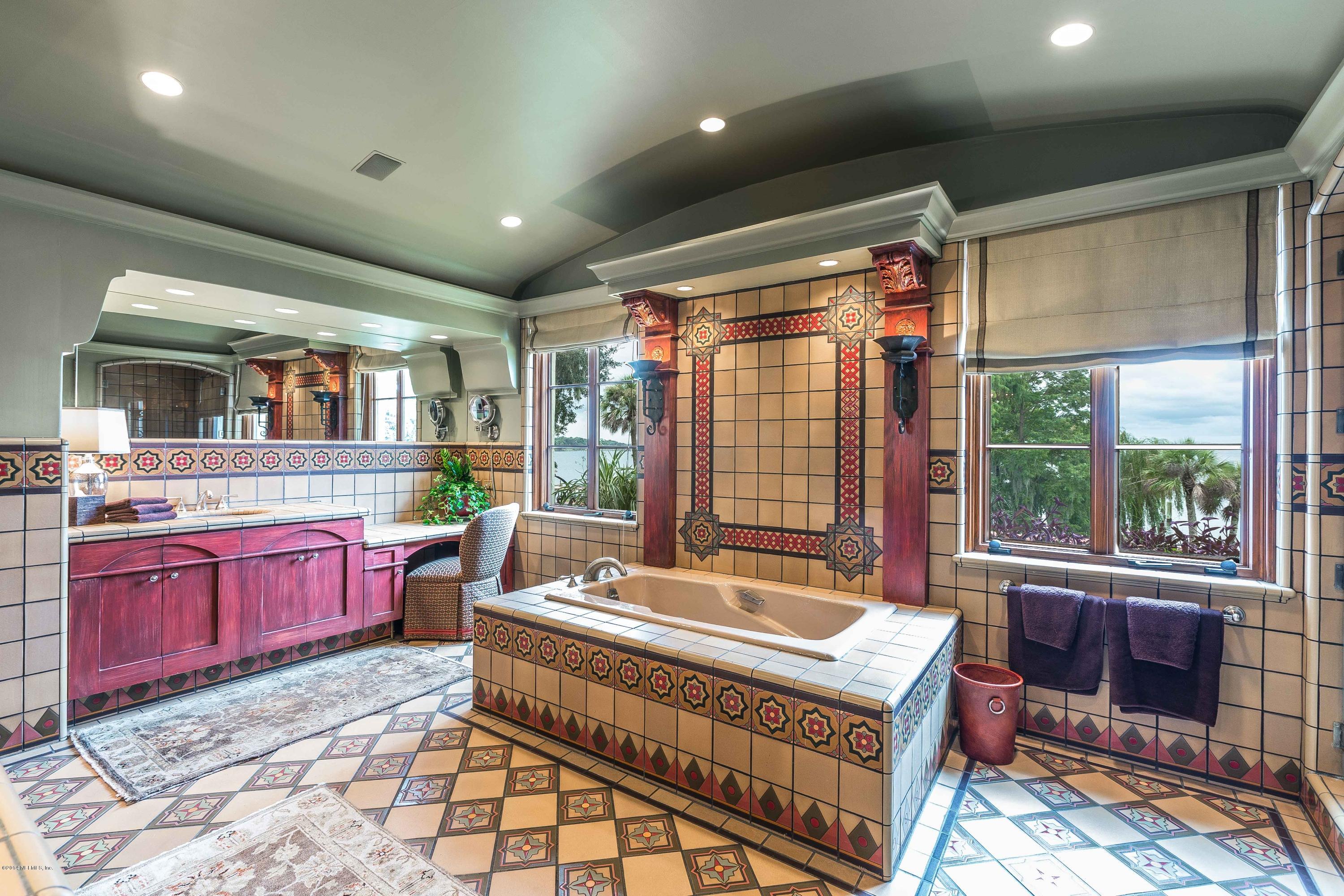 2252 River Road Jacksonville, FL 32207 - Photo 83 of 127 Master Bathroom