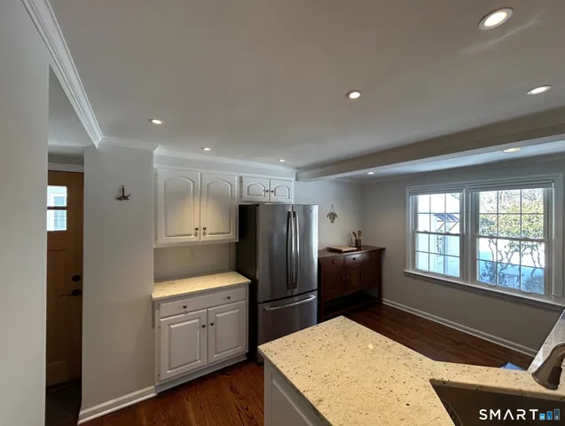 $5,500 | 276 Dunnlea Road, Fairfield, CT 06824