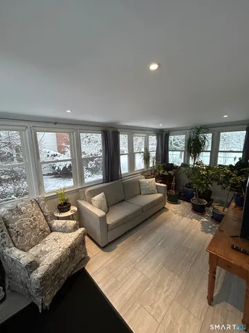 $5,500 | 276 Dunnlea Road, Fairfield, CT 06824