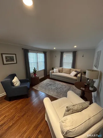 $5,500 | 276 Dunnlea Road, Fairfield, CT 06824