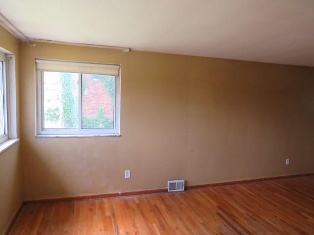 223 Barbara Drive McKees Rocks, PA 15136 - Photo 5 of 19 Gallery Image 5