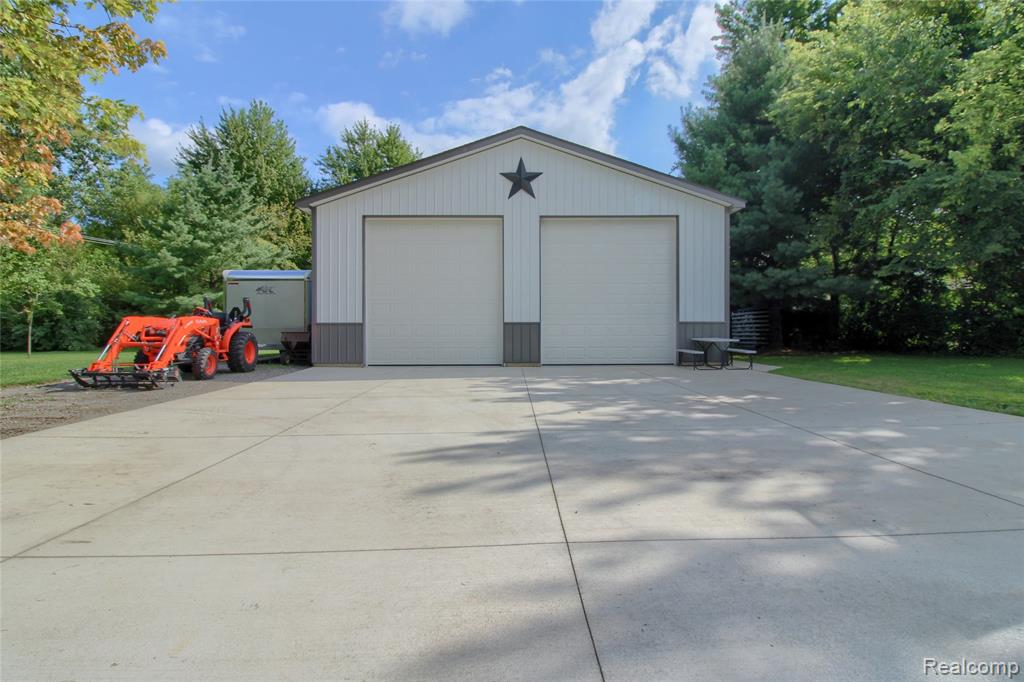10784 Exeter Road Carleton, MI 48117 - Photo 37 of 64