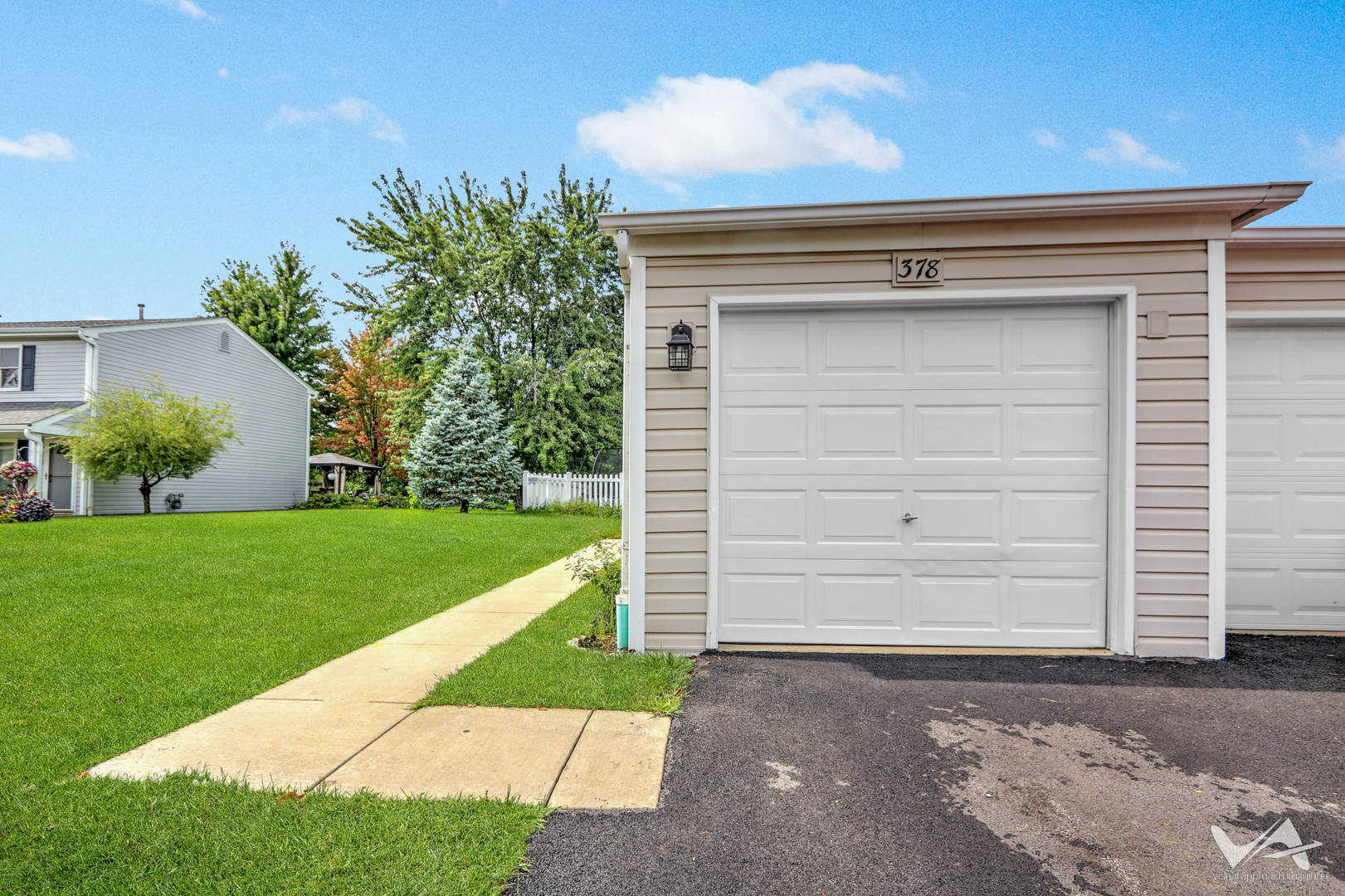 378 Rodenburg Road Roselle, IL 60172 - Photo 34 of 49 Gallery Image 34