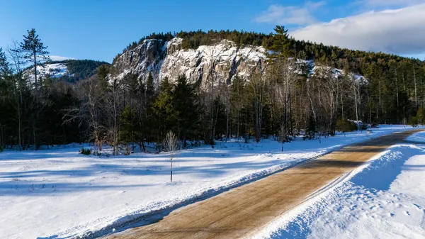 $2,195,000 | 9 Lucy Brook Road, North Conway, NH 03860