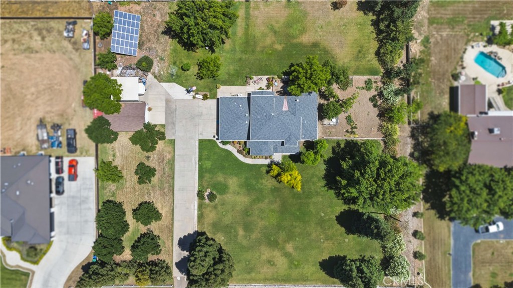 3856 North Gardner Avenue Merced, CA 95340 - Photo 45 of 59 an aerial view of a residential apartment building with yard