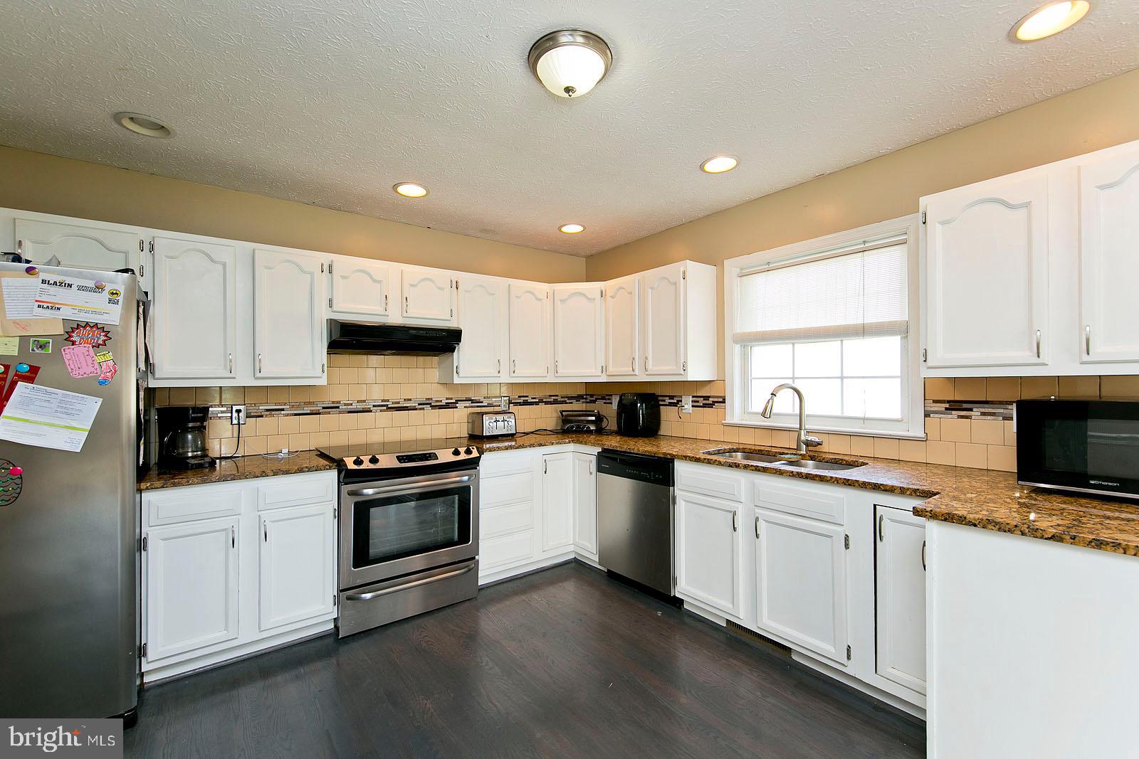 580 Ridgeview Road Capon Bridge, VA 26711 - Photo 14 of 44 Kitchen