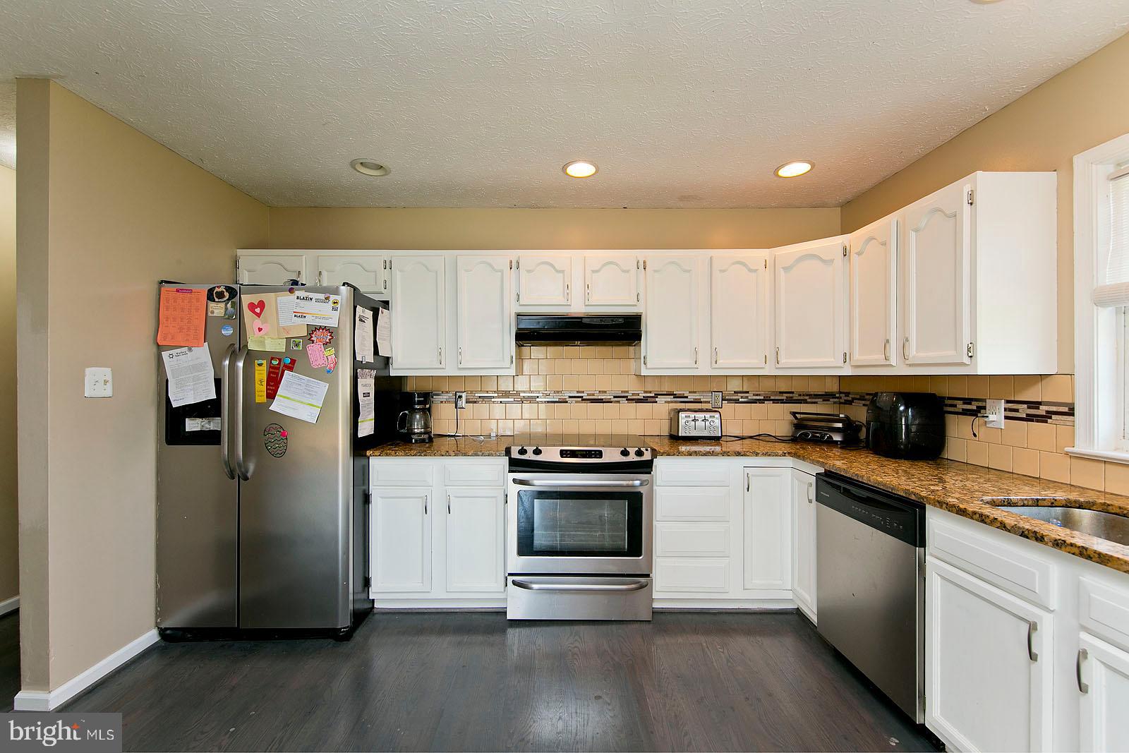 580 Ridgeview Road Capon Bridge, VA 26711 - Photo 17 of 44 Kitchen
